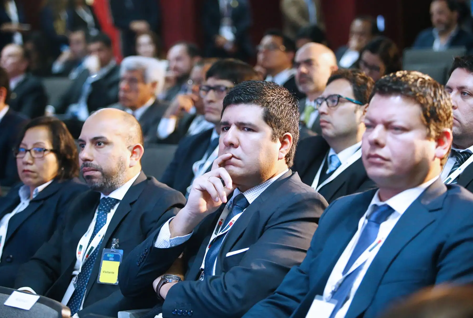 Asistentes a foro sobre transparencia fiscal en Lima organizado por Sunat, MEF y la OCDE. ANDINA/Melina Mejía
