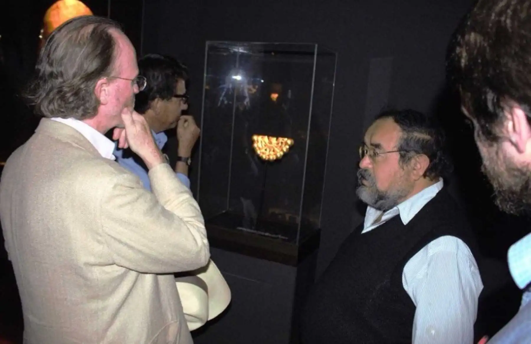 Los restos óseos del Señor de Sipán, así como las más de 1,900 piezas de su ajuar funerario que se conservan en el museo Tumbas Reales, deslumbraron al príncipe de Bélgica, Pierre d