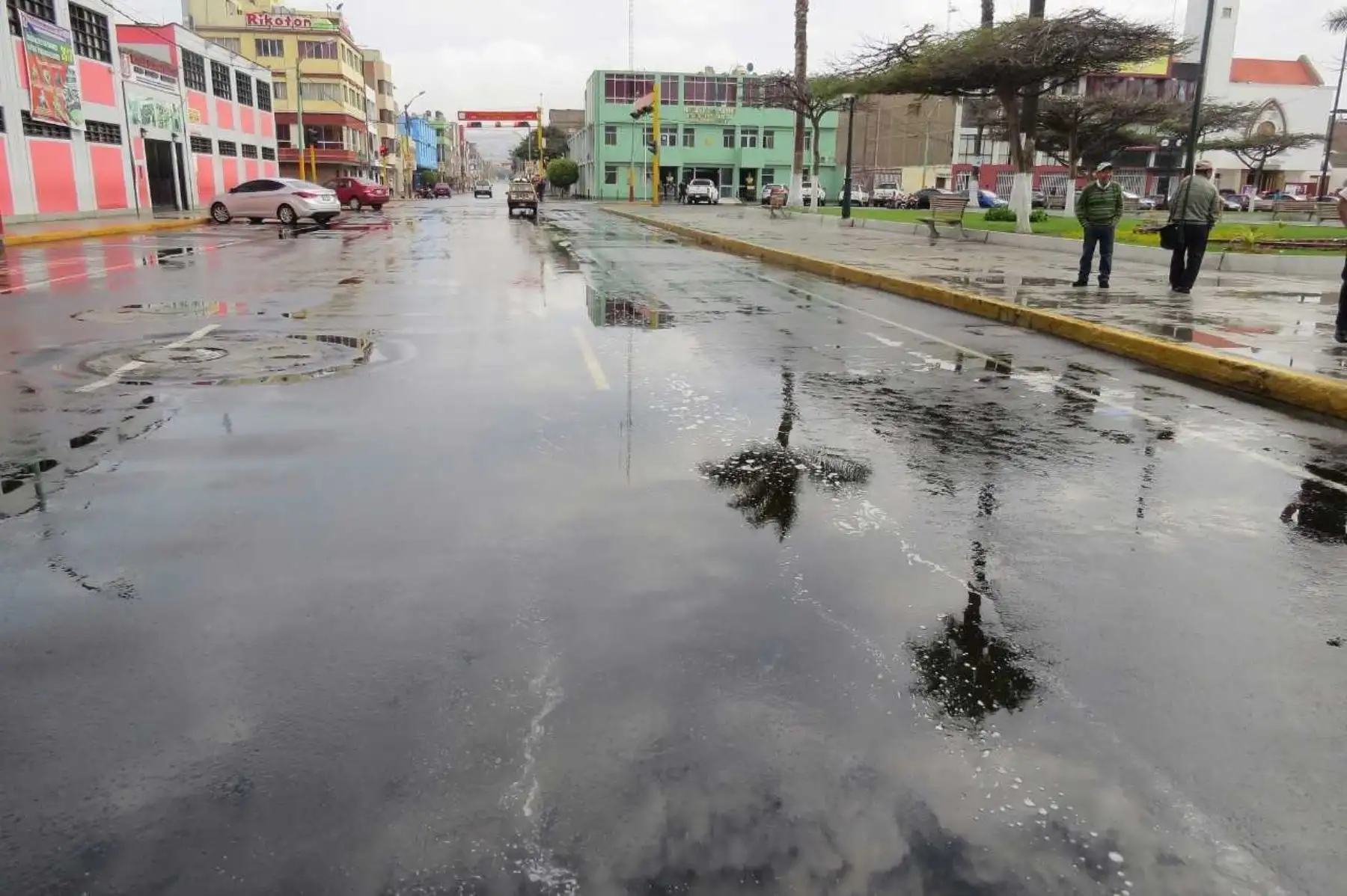 Desde la costa de Áncash hasta Tacna continuarán presentándose condiciones de cielo cubierto durante el día con presencia de niebla o neblina, principalmente en las primeras horas de la mañana; mientras que la llovizna se intensificará entre mañana miércoles 5 y viernes 7 de junio. ANDINA