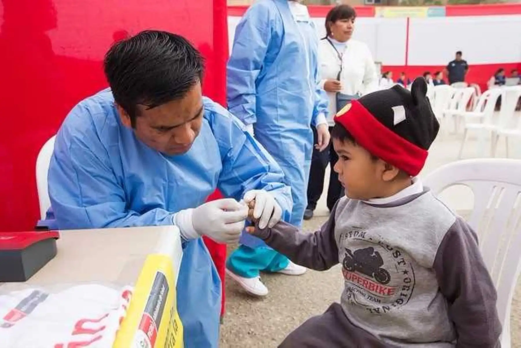 En el marco de la lucha frontal contra la anemia y la desnutrición crónica infantil, el Programa Nacional de Apoyo Directo a los más Pobres-Juntos, adscrito al Ministerio de Desarrollo e Inclusión Social (Midis), promueve con éxito entre sus hogares afiliados la realización del tamizaje de anemia.