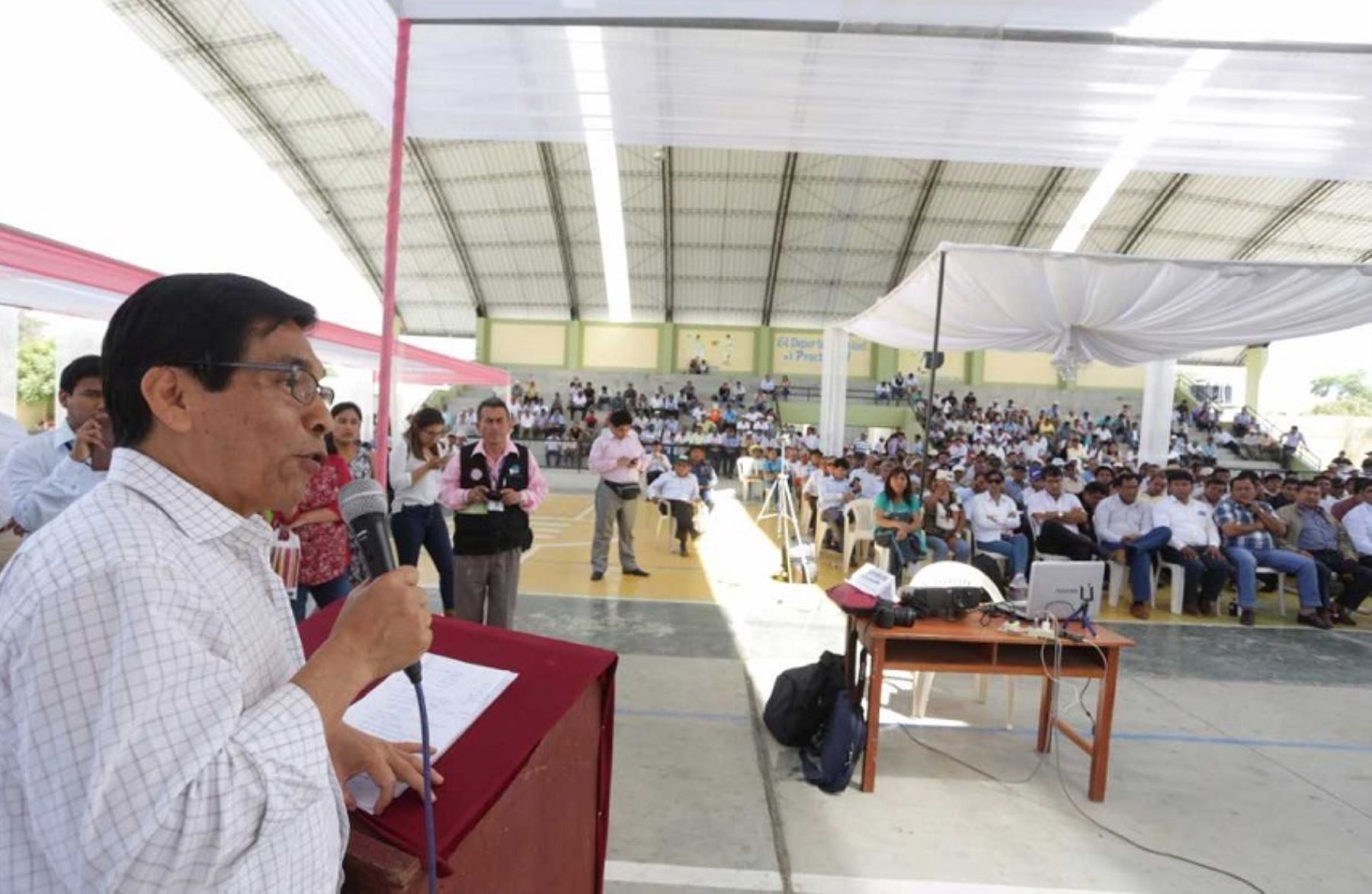 El ministro José Manuel Hernández, se desplazó hasta la localidad de La Matanza para participar de la I Sesión Descentralizada y II Audiencia Pública de La Gestión y Prevención de Riesgos en Agricultura y Ganadería Sostenible de ese distrito de la región Piura.