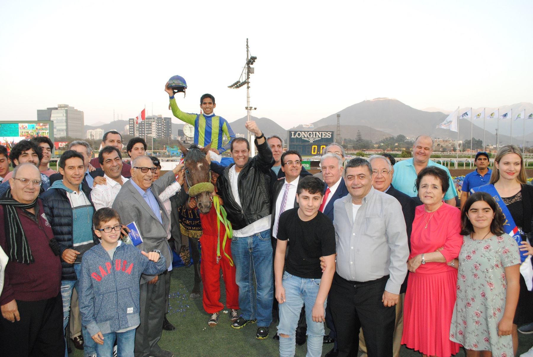 Golden Leaf ganó el Derby Nacional en Monterrico Noticias Agencia