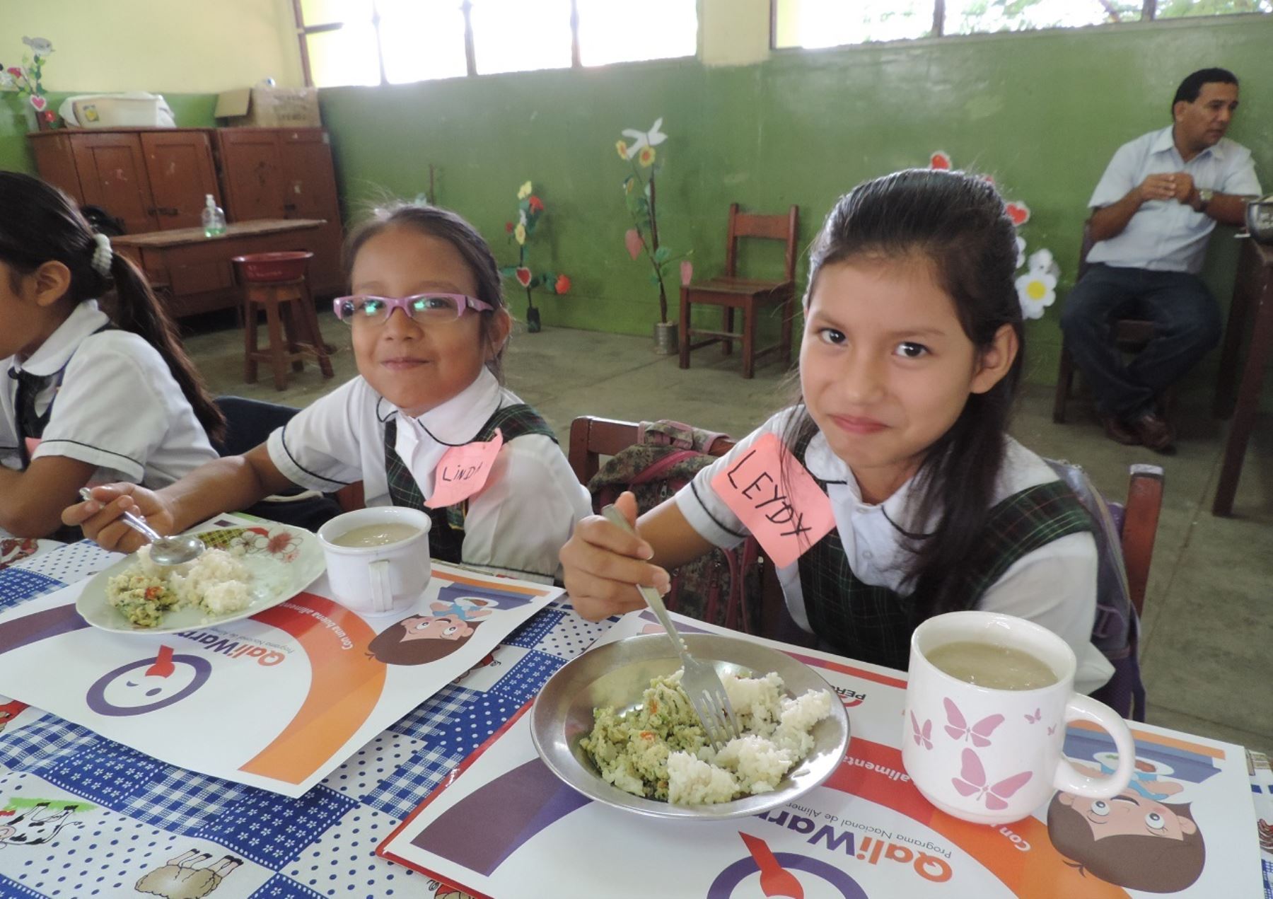 Qali Warma repone alimentos en colegios afectados por inundaciones en región San Martín.Foto:  ANDINA.