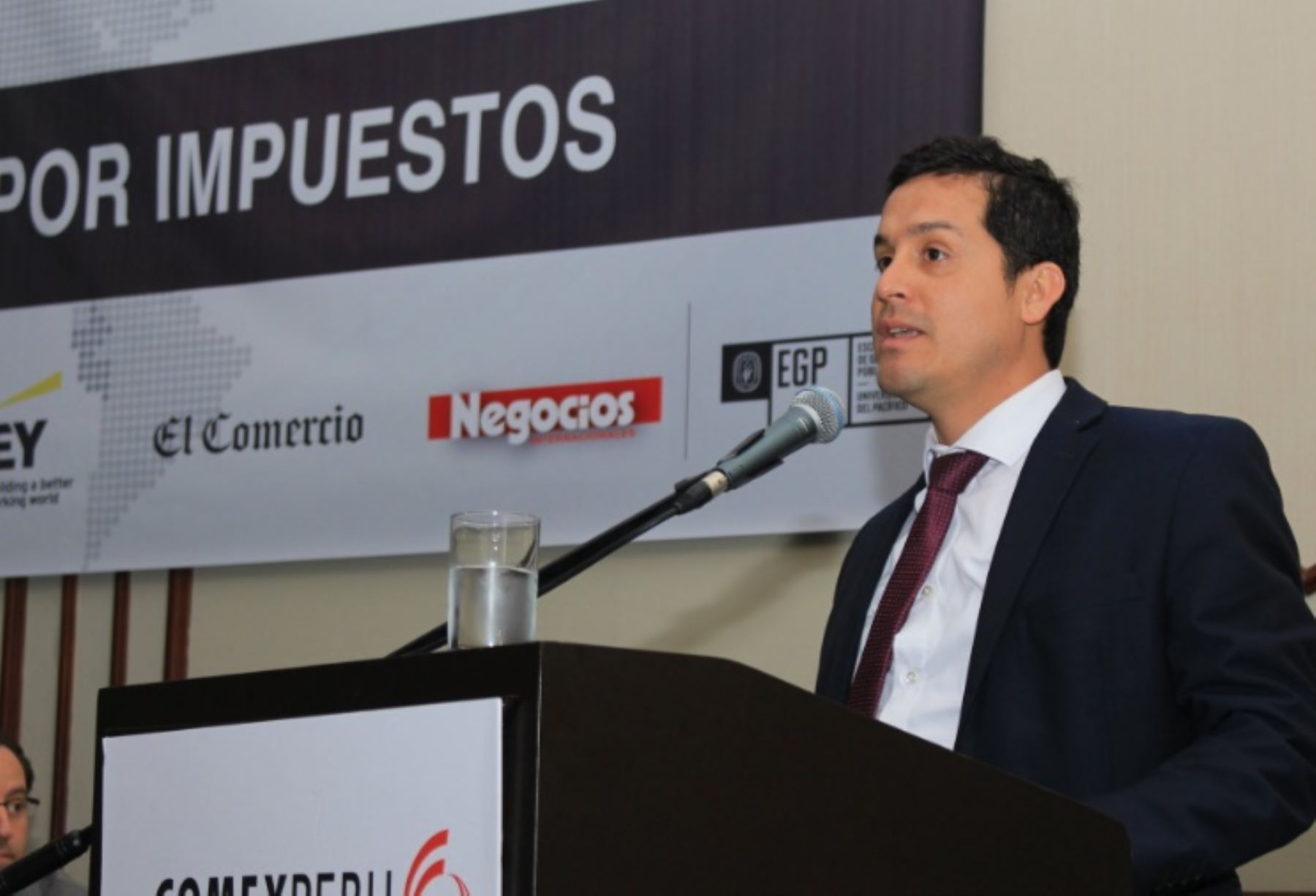 Director Ejecutivo Adjunto de la Autoridad para la Reconstrucción Con Cambios, Luis Felipe Gil. Foto: Comex Perú.