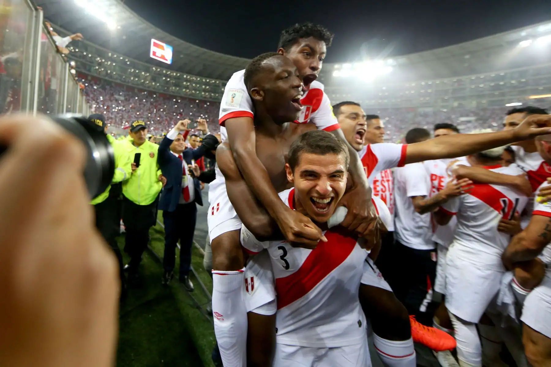 LIMA,PERÚ-NOVIEMBRE 15. Perú clasifica para el Mundial de Rusia 2018. Foto: ANDINA/Luis Iparraguirre