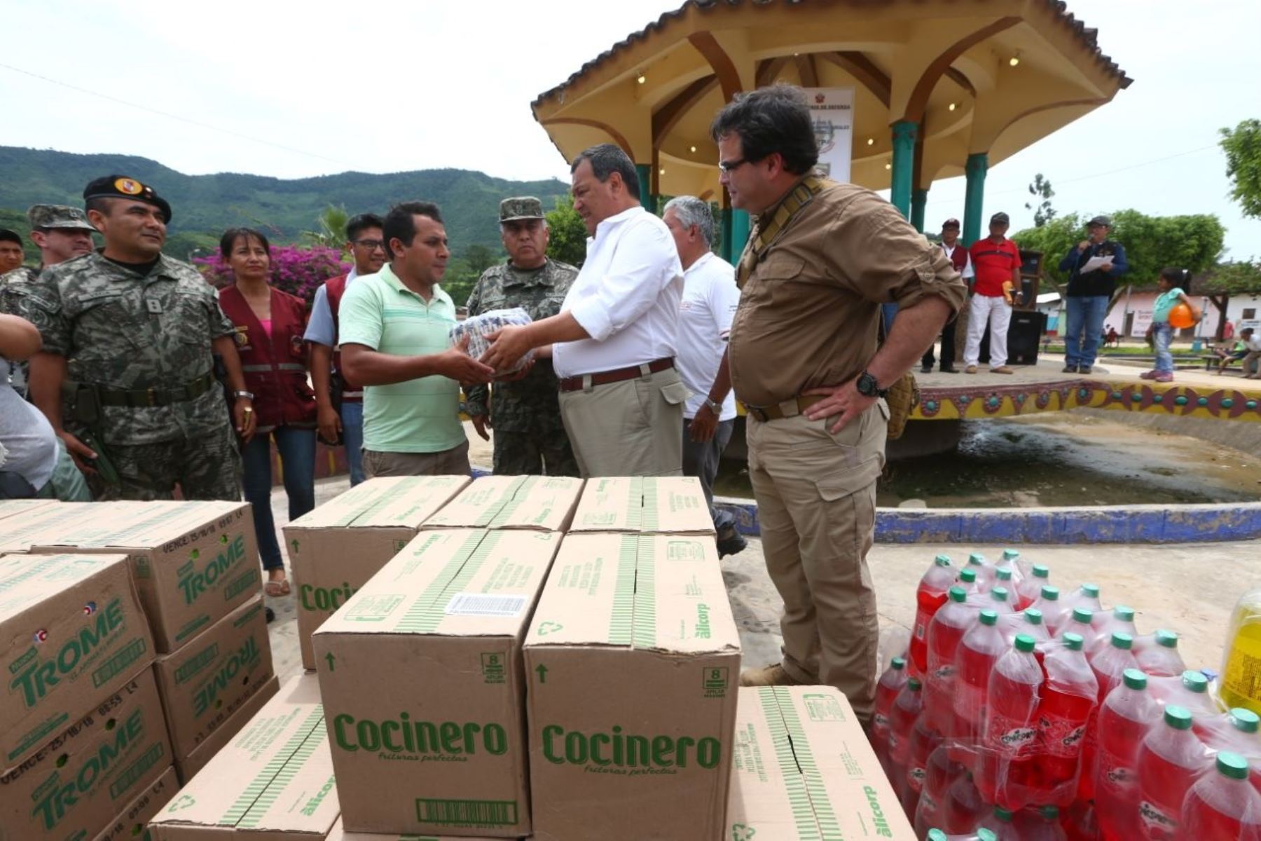 Gobierno entrega ayuda humanitaria a damnificados por inundaciones en San Martín. ANDINA/Difusión