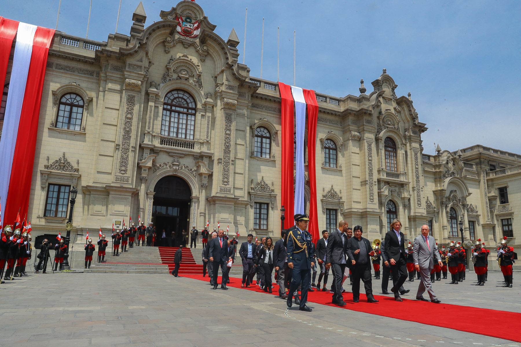 Presidente Kuczynski brinda homenaje a la Selección Peruana de Fútbol en Palacio de Gobierno. Foto: ANDINA/Prensa Presidencia