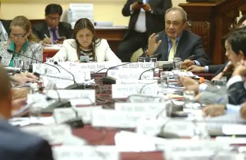 El ministro de Educación, Idel Vexler, planteó cambios en el presupuesto del año 2018. Foto: ANDINA/Difusión.