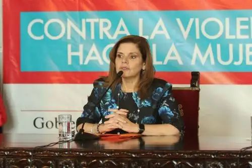 Titular del Consejo de Ministros, Mercedes Aráoz. Foto: Difusión.