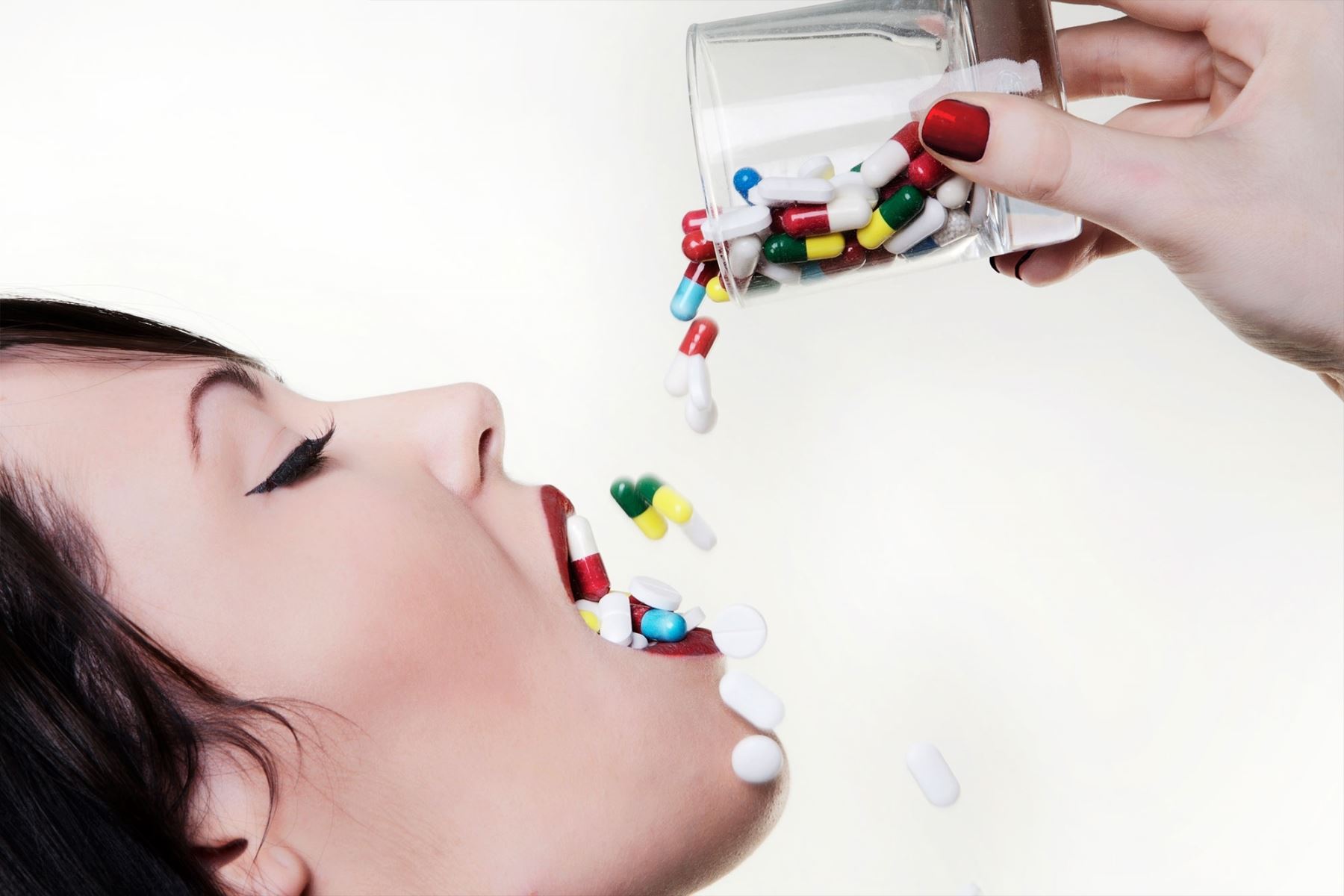 EsSalud advierte los peligros del uso indiscriminado de medicamentos. Foto: ANDINA/Difusión.