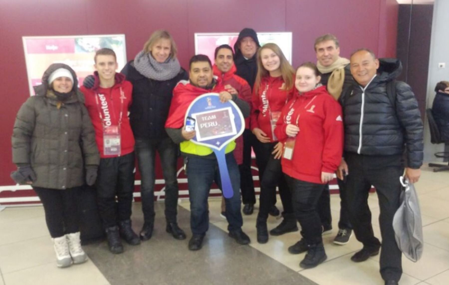 Ricardo Gareca y la comitiva peruana llegaron a Rusia para asistir al sorteo del mundial.