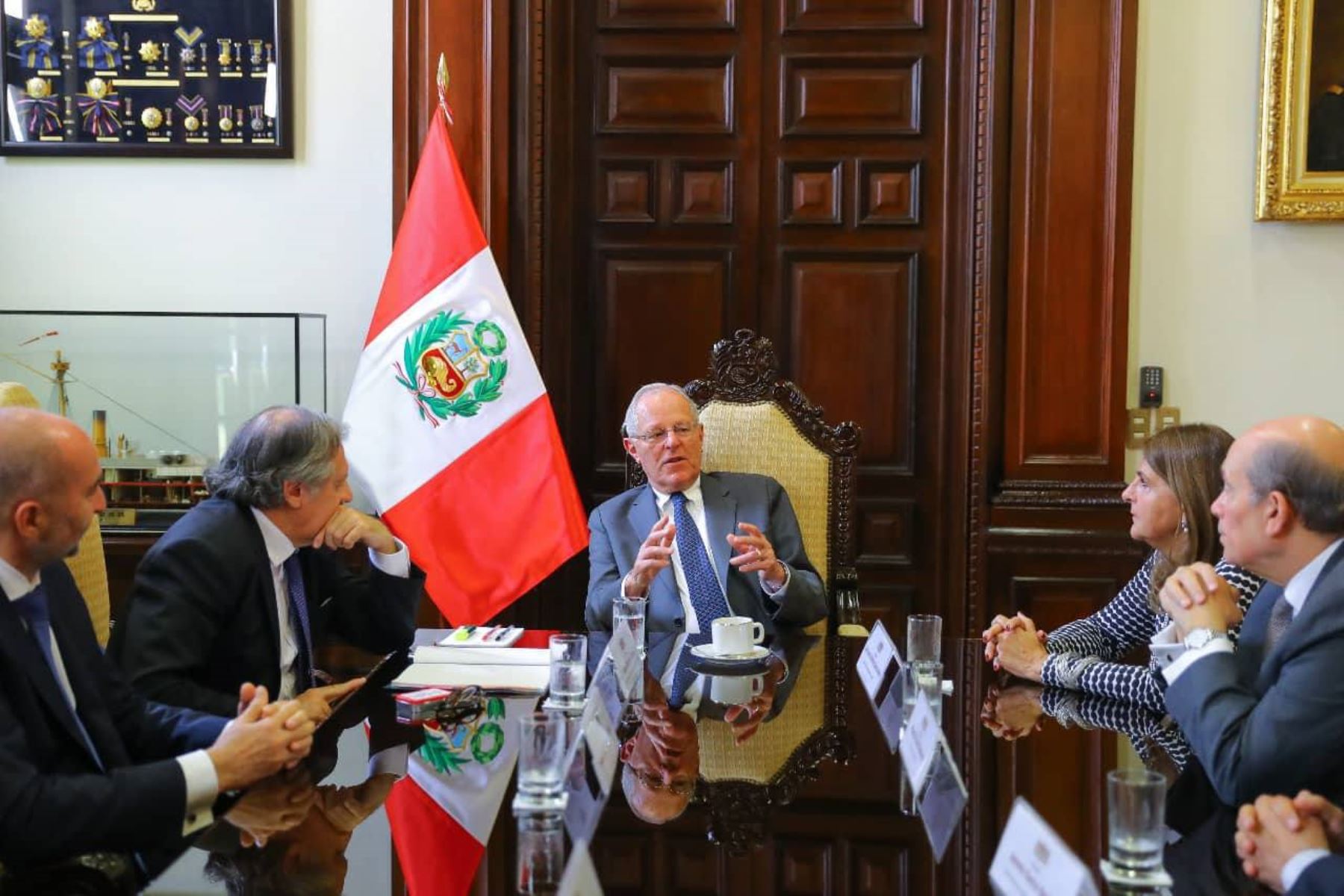 El Presidente Pedro Pablo Kuczynski, recibe al secretario general de la OEA, Luis Almagro en Palacio de Gobierno. Foto: ANDINA/ Prensa Presidencia