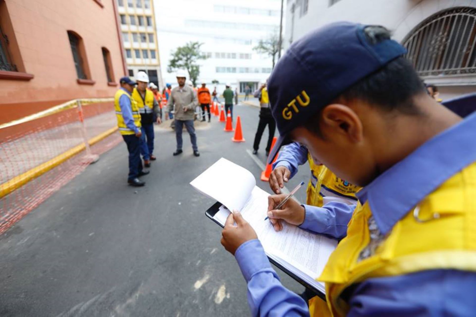 Municipio de Lima multará con más de S/ 8,000 el cierre no autorizado de vías. Foto: ANDINA/Difusión.
