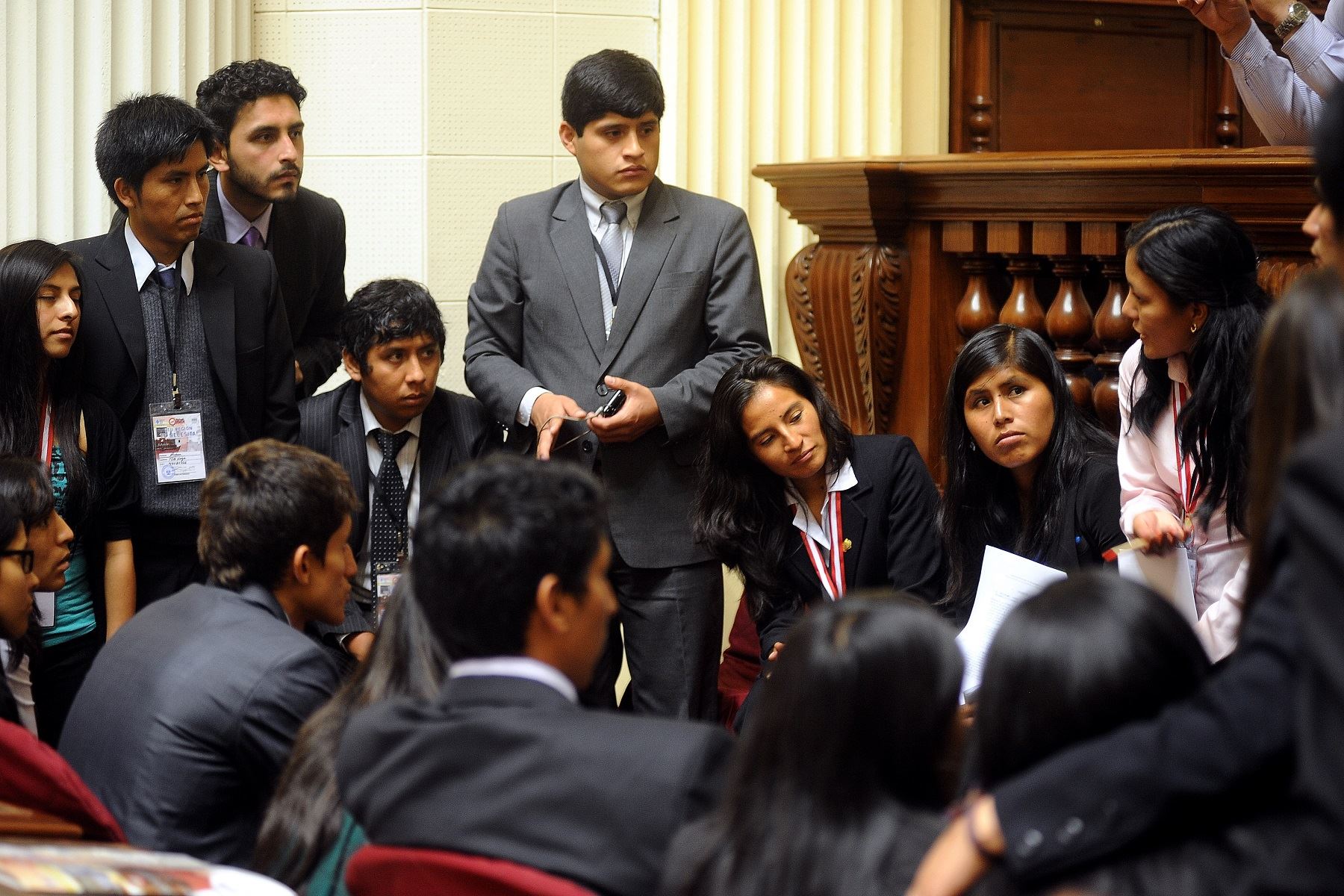 Parlamento Joven es un programa gratuito de formación ciudadana del Congreso para los jóvenes de 18 a 25 años de todo el país.