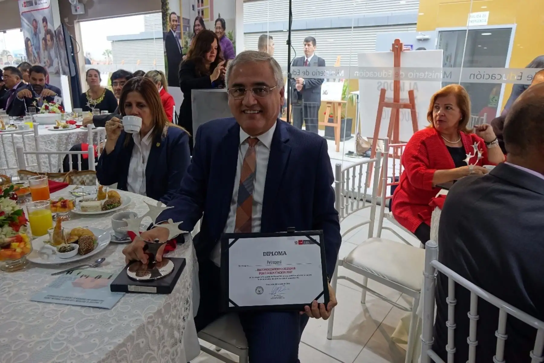 Presidente de Petroperú, Luis Eduardo García Rosell.