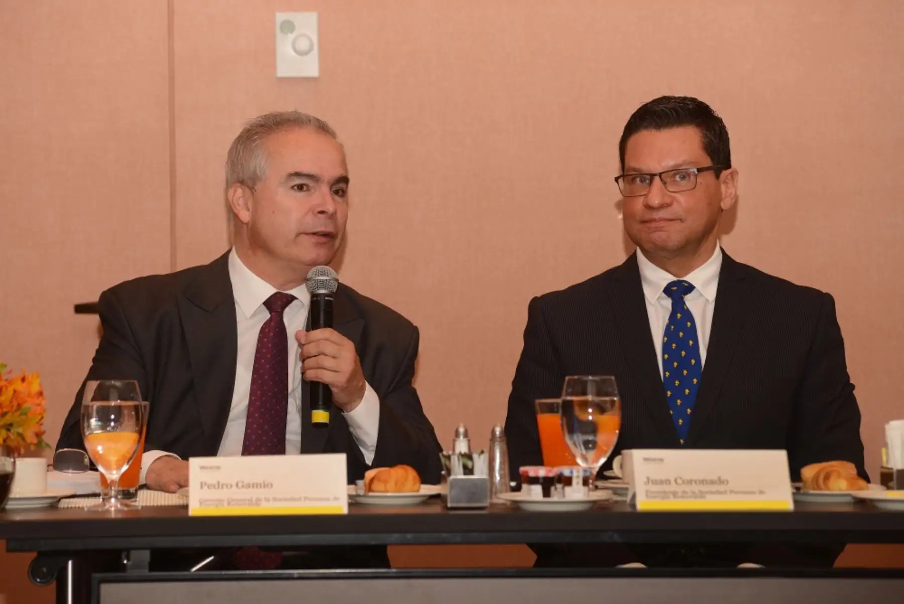 Pedro Gamio y Juan Coronado de la Sociedad Peruana de Energías Renovables (SPR). Foto: Cortesía.