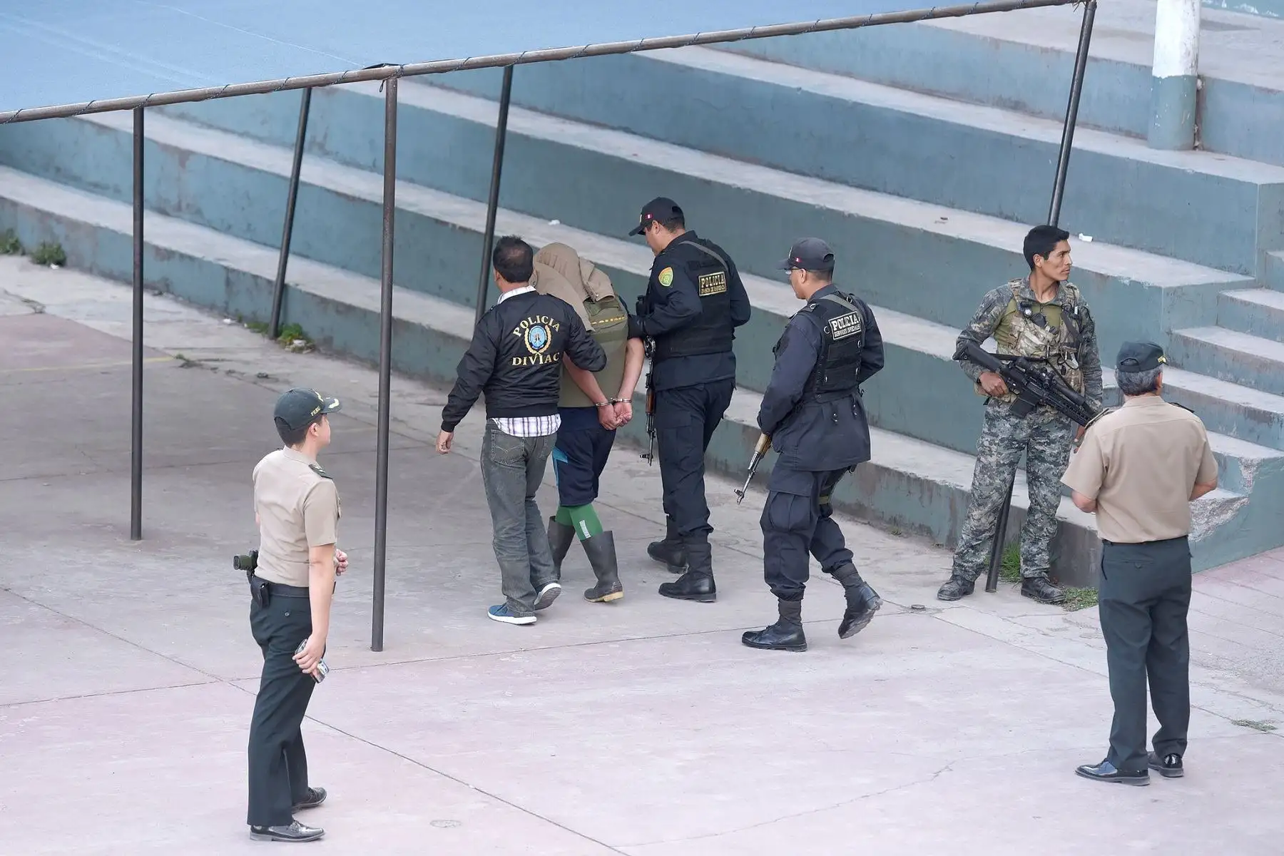 Traslado de terroristas.