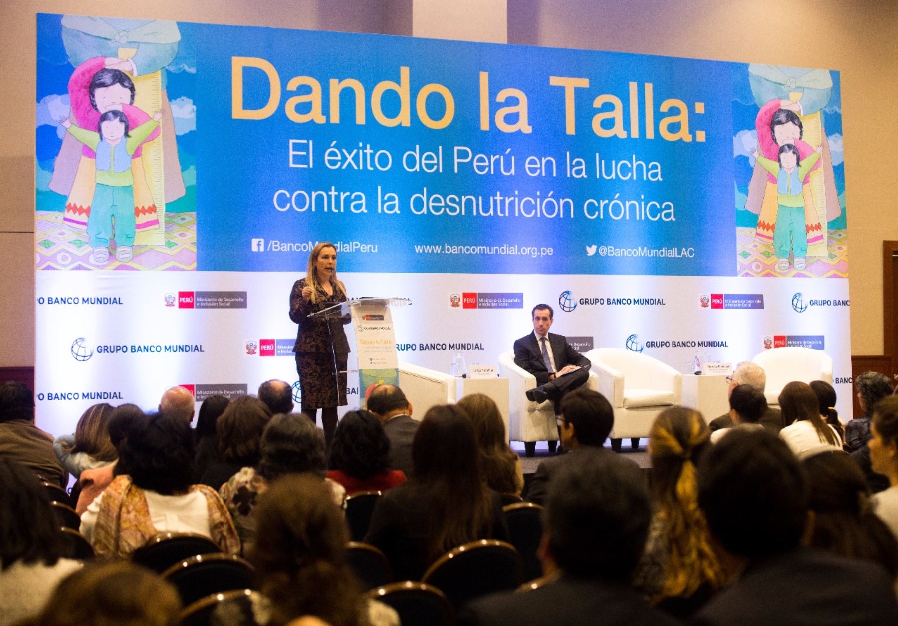 Molinelli participó en presentación del libro “Dando la Talla: El éxito del Perú en la lucha contra la desnutrición crónica”. Foto: Difusión