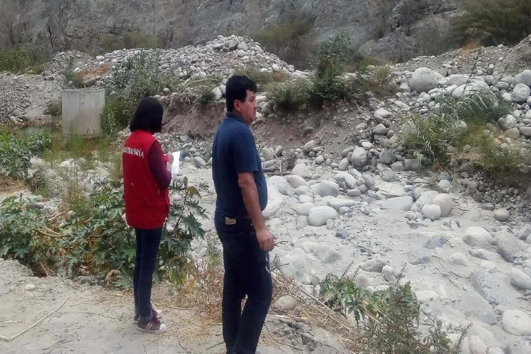 Contraloría Regional de Ica, identificó riesgos en la obra para el mejoramiento y ampliación del sistema de agua potable en los centros poblados de Vizcas y Carlos Tijero, en el distrito de Palpa,