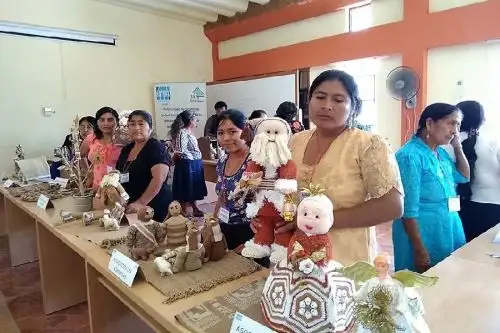 Artesanas de Lambayeque elaboran nacimientos y adornos navideños elaborados con algodón nativo. ANDINA