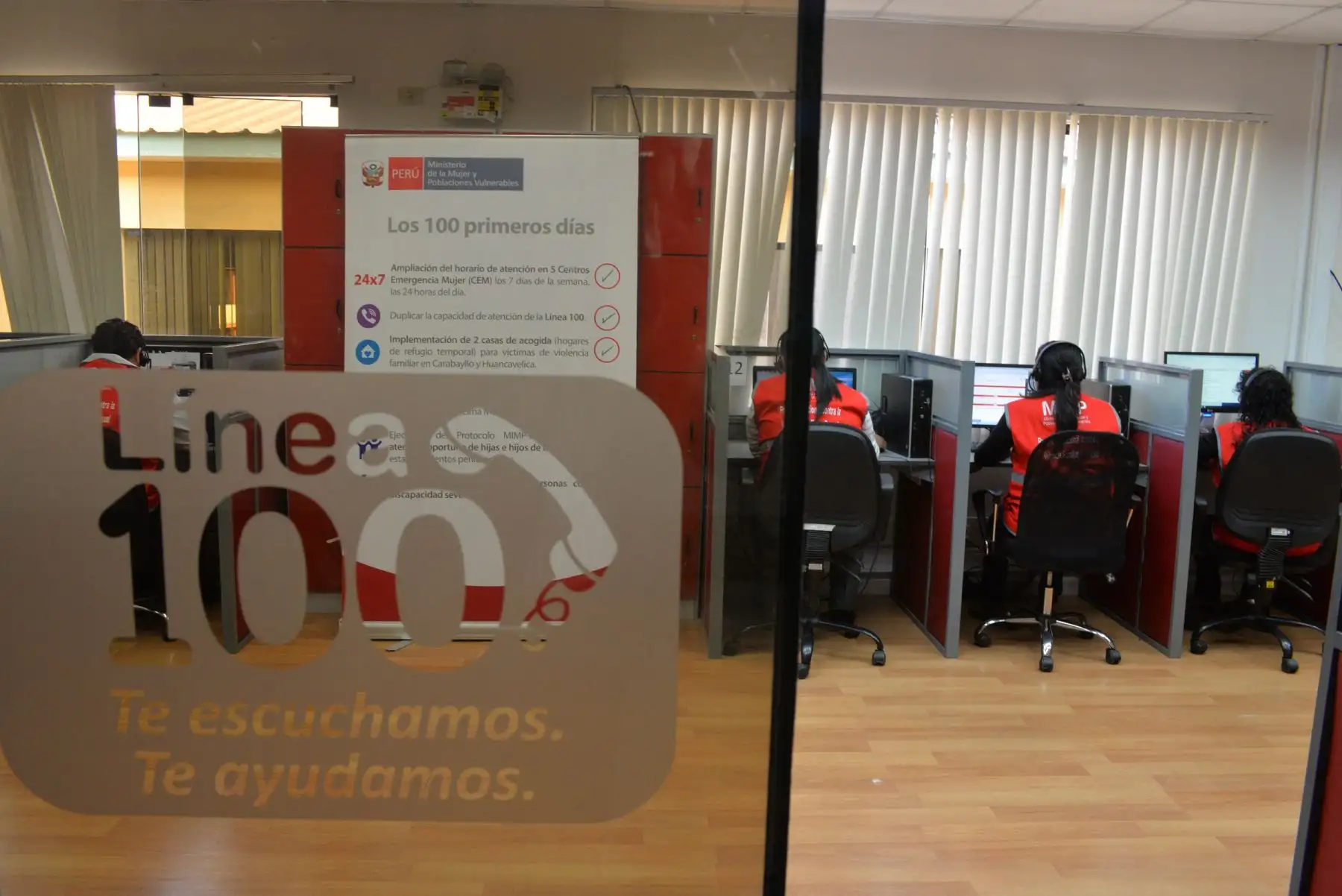 Consultas telefónicas son hechas, en su mayoría, por mujeres. Foto: Difusión