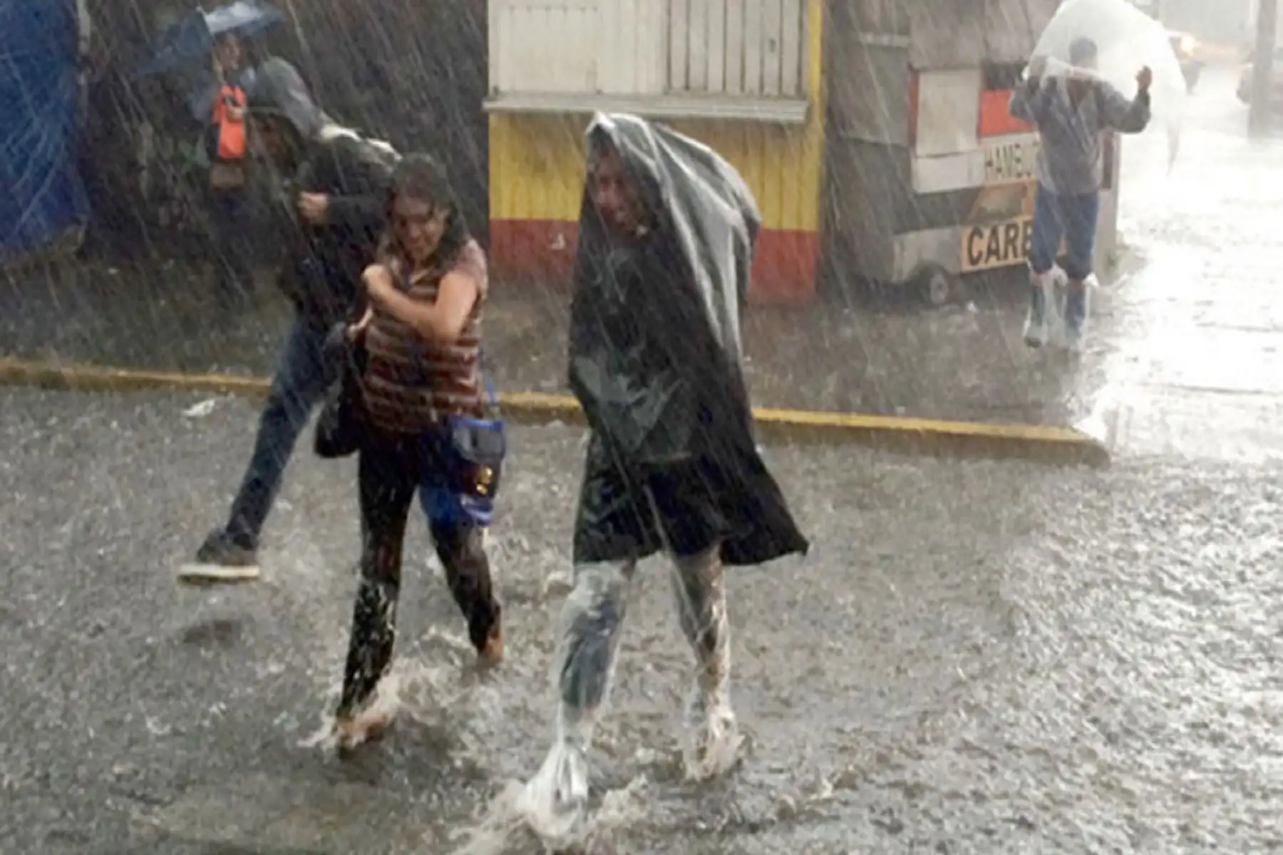 En el actual contexto de La Niña, no se descartan algunos eventos de lluvias intensas en los andes occidentales, incluyendo la parte norte y centro. ANDINA/Difusión