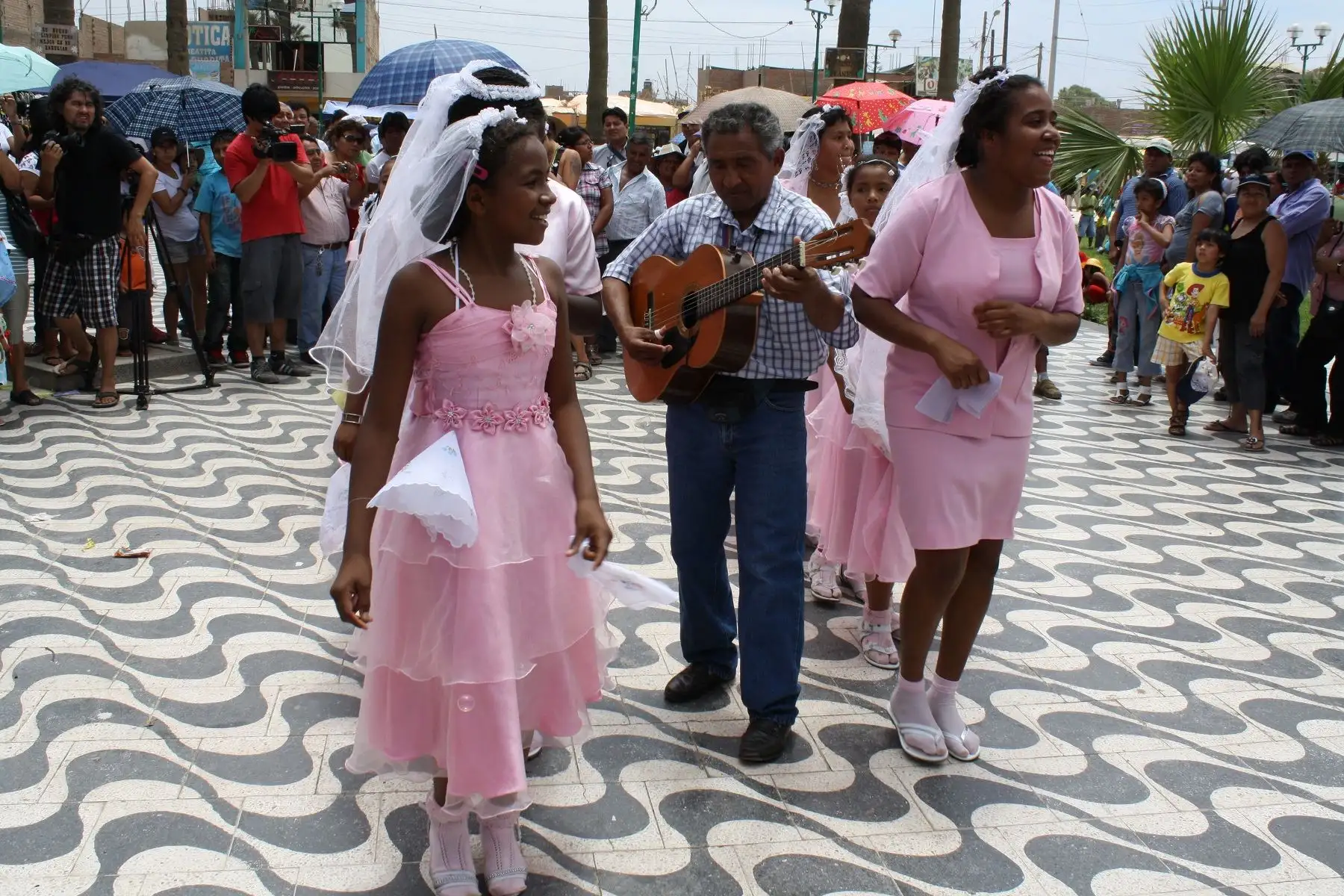 Con danza las Pallitas Chincha celebra la Navidad. Foto: Milena Carranza