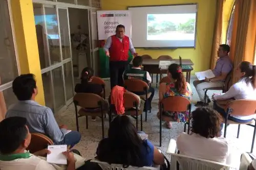 Contraloría explica sobre el control concurrente a funcionarios del Serfor en Piura.