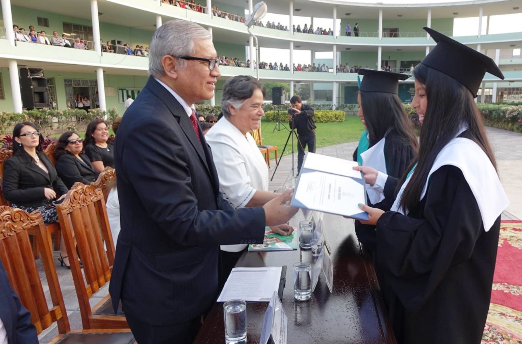 Más de 130 docentes se gradúan en el Instituto Pedagógico Nacional Monterrico. Foto: ANDINA/Difusión.