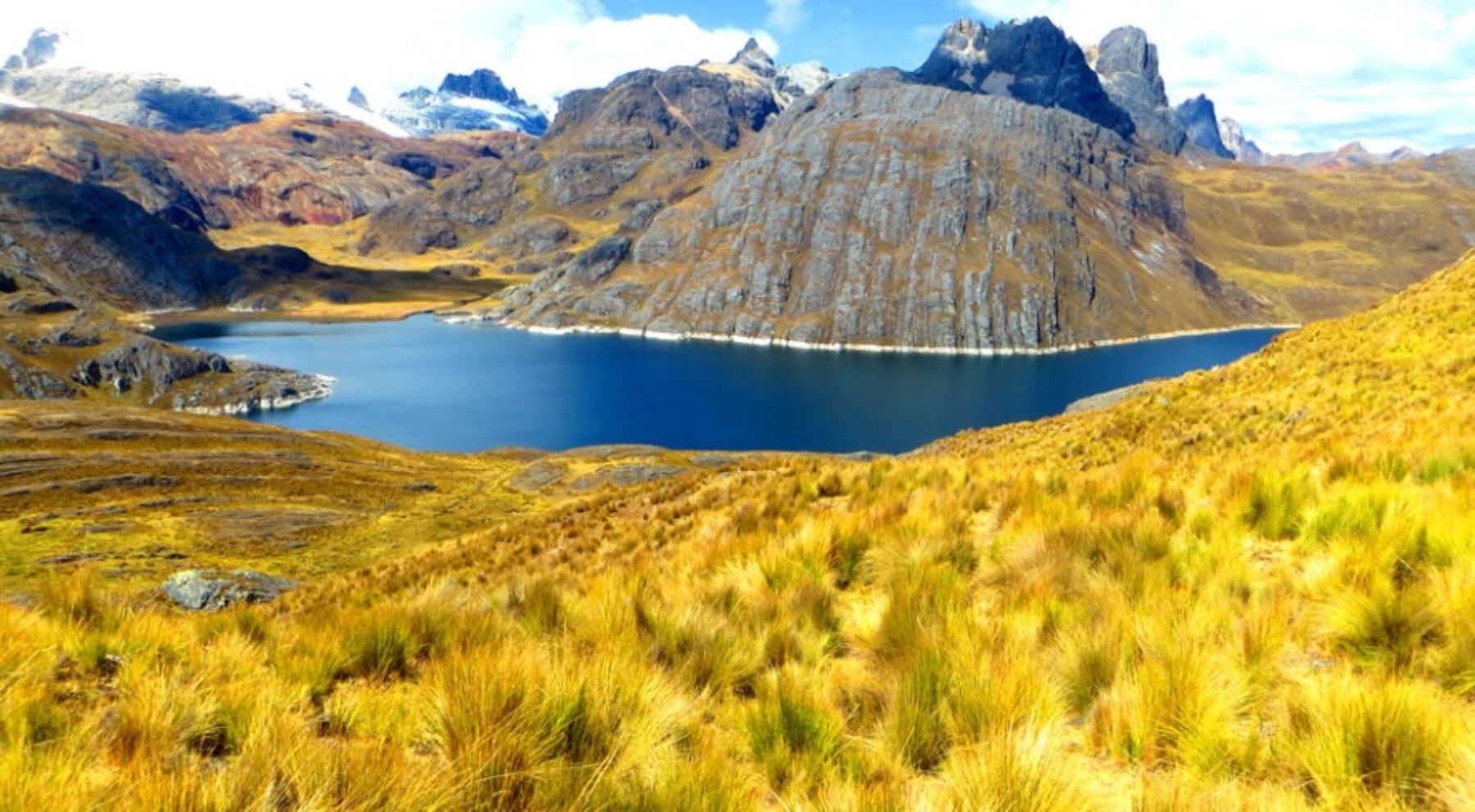 Laguna de Viconga, en la provincia limeña de Cajatambo.