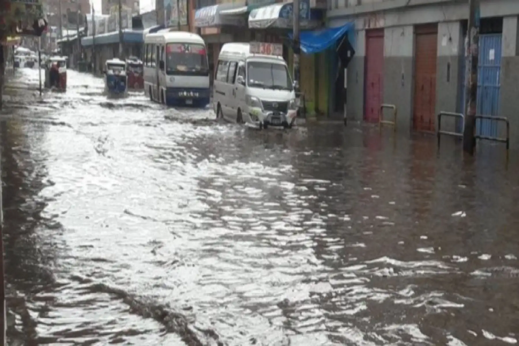 Se prevé la ocurrencia de granizo y nevada en localidades por encima de los 3,000 y 4.000 metros de altura. Foto: serperuano.com