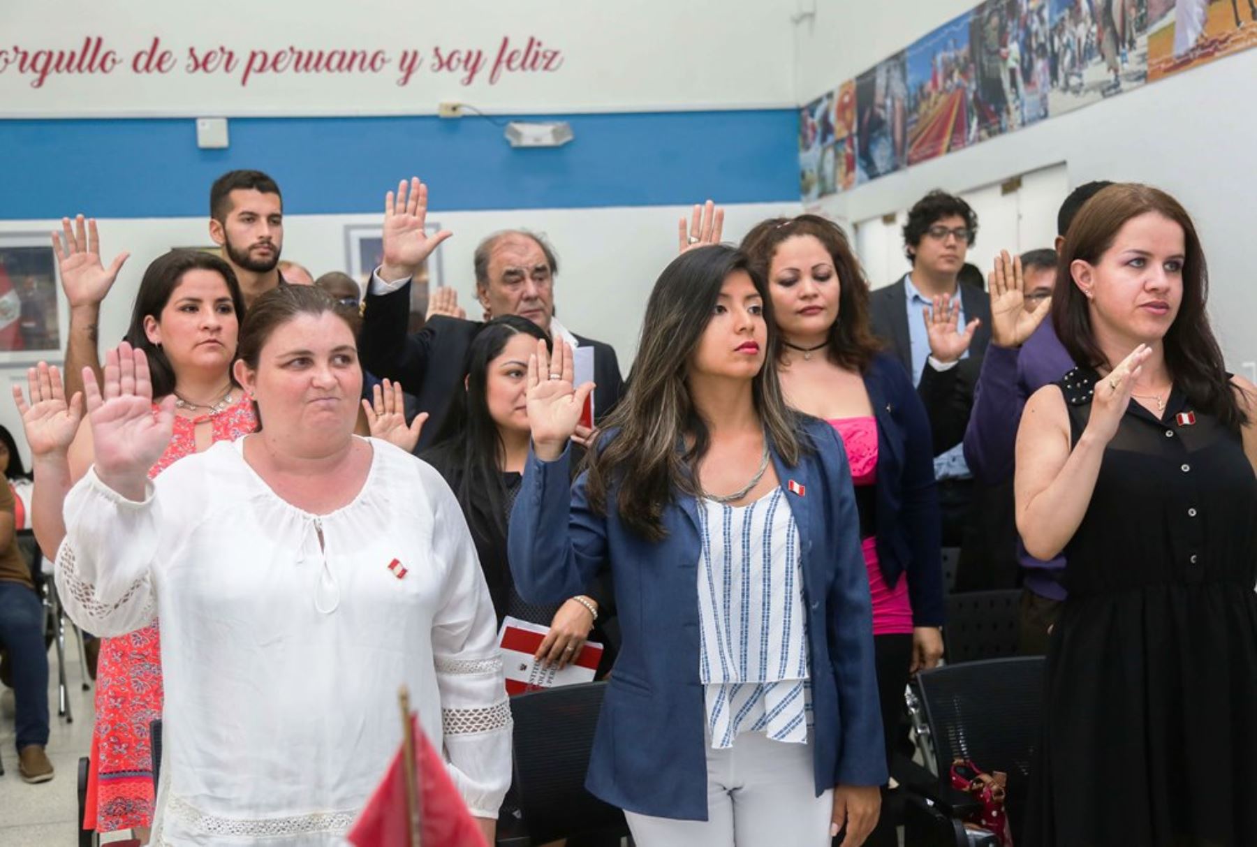 428 ciudadanos extranjeros se nacionalizaron peruanos el último año. Foto: ANDINA/Difusión.