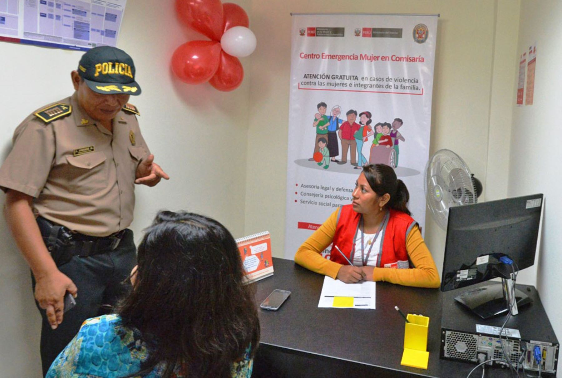 Se fortalecerán los 182 centros de emergencia mujer que funcionan en las comisarías del país. Foto: ANDINA/difusión.