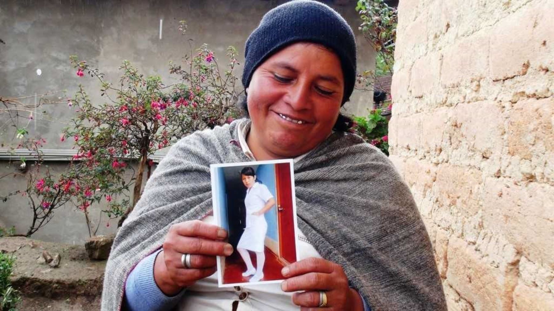 Celia Estela Medrano es usuaria del programa Pensión 65 y madre de Delicia Espinoza Medrano.