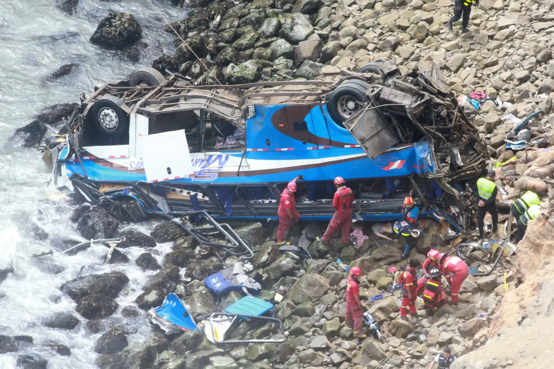 Indecopi ratifica sanción a empresa de transportes que causó tragedia en Pasamayo en 2018. ANDINA/Vidal Tarqui
