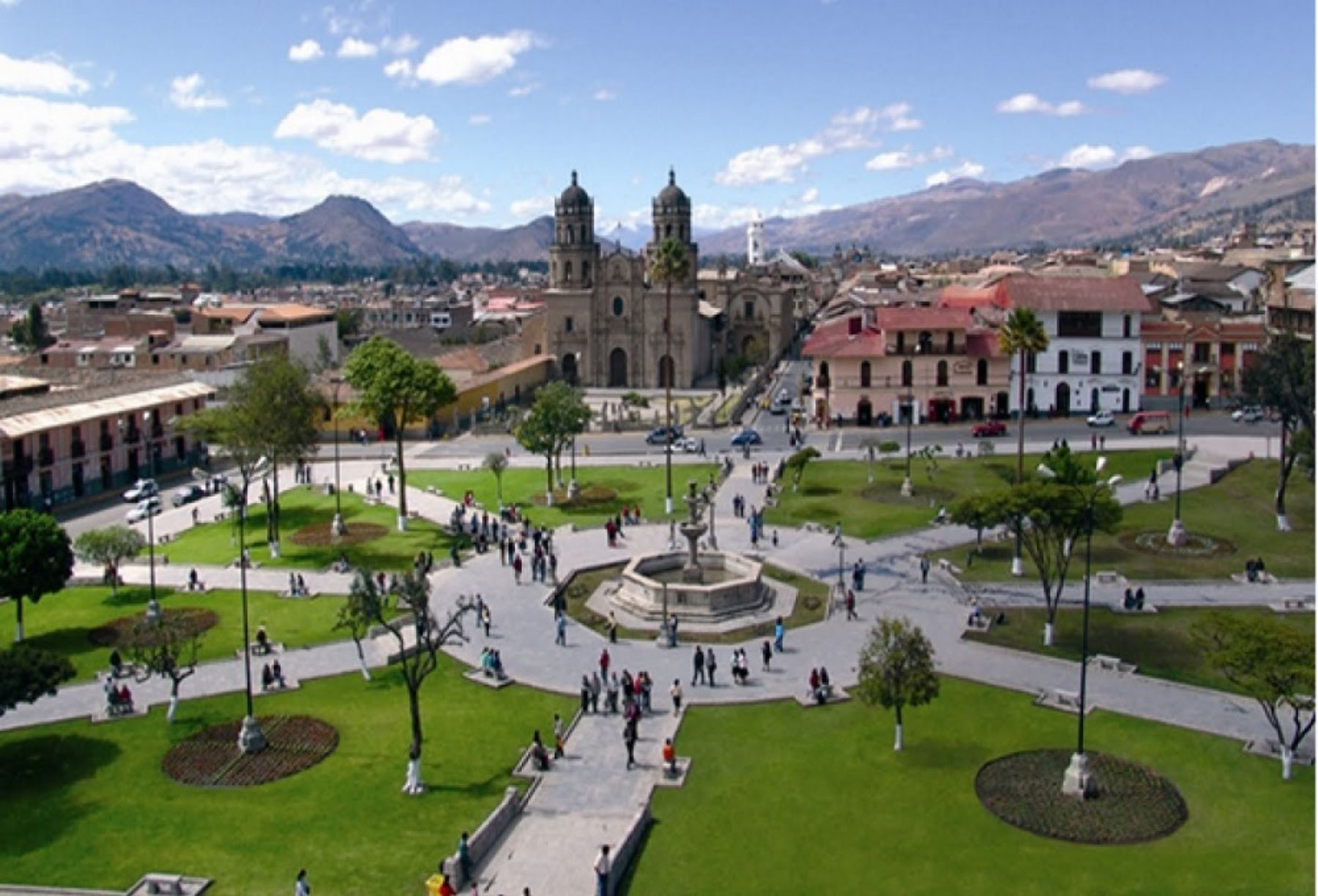 La ciudad de Cajamarca fue elegida como uno de los mejores 18 destinos del planeta para visitar este año por la cadena de noticias CNN de los Estados Unidos, que destaca su cultura expresada en la belleza arquitectónica de las edificaciones incaicas e iglesias católicas de estilo barroco, así como sus espectaculares paisajes andinos.