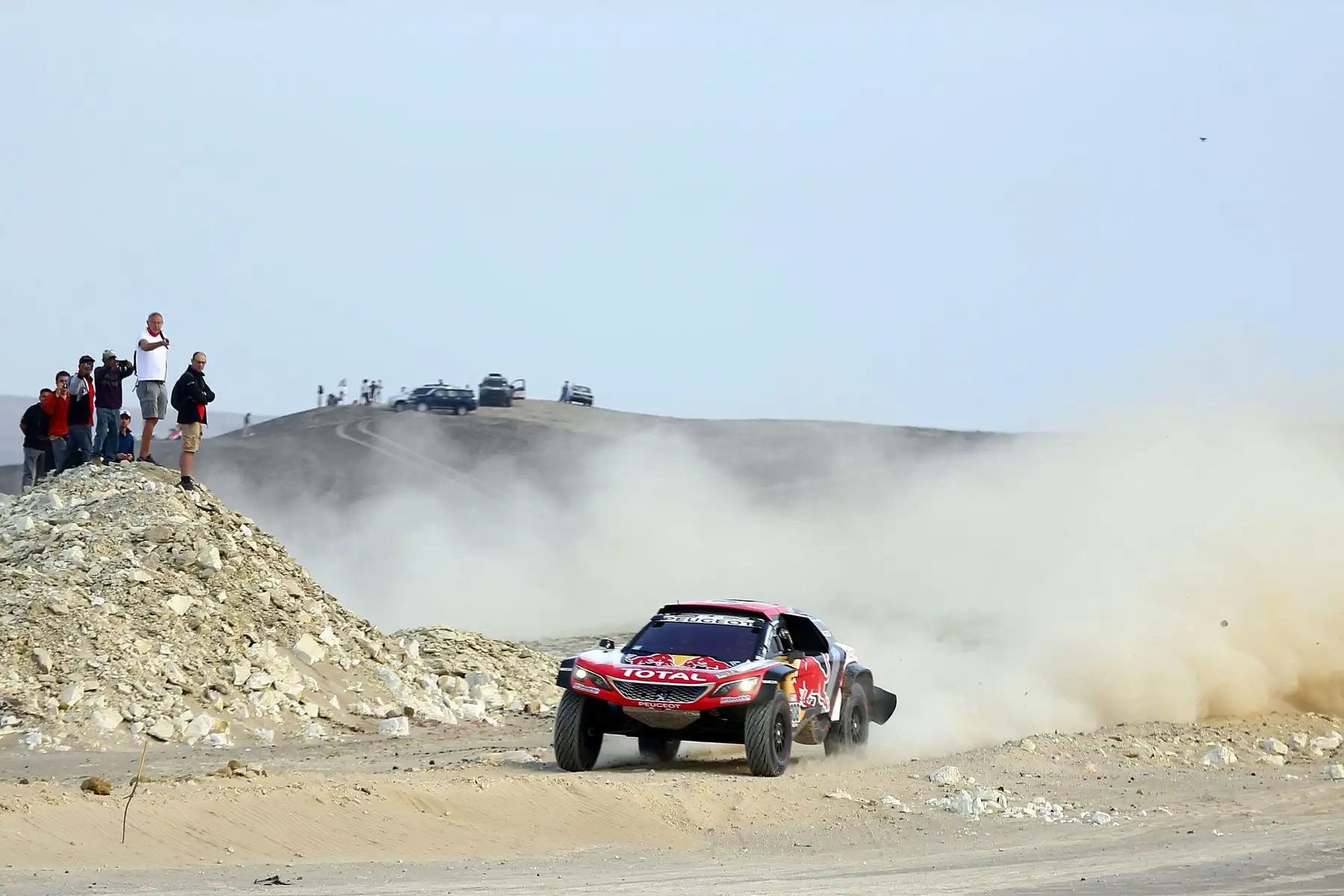 PISCO- PERÚ- 07 ENERO. Corredores dan inicio a la segunda etapa del Dakar 2018, en la ciudad de Pisco. Foto: ANDINA/Luis Iparraguirre