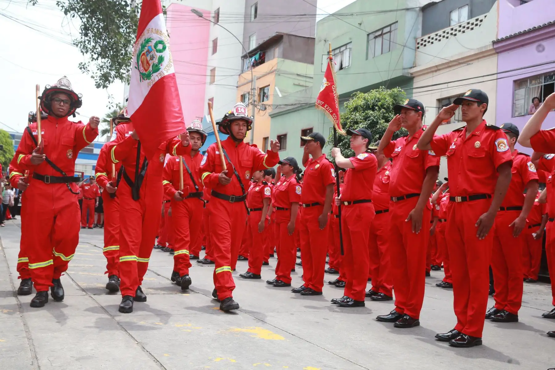 LIMA,PERÚ-ENERO 07. Ceremonia de graduación de 250 Bomberos voluntarios del Perú.   Foto: ANDINA/Vidal Tarqui