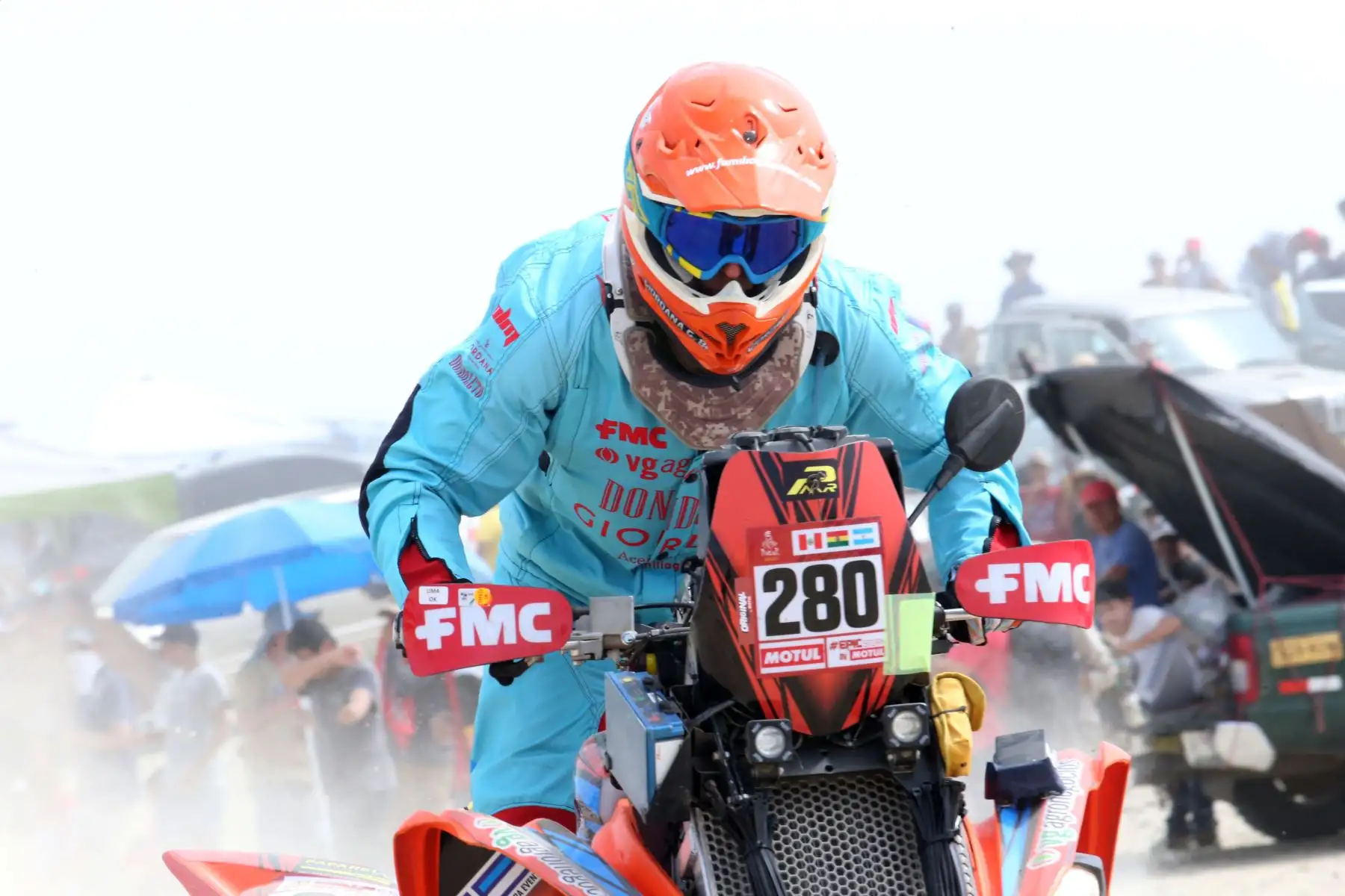 PISCO-PERÚ-07-ENERO. Corredores dan inicio a la segunda etapa del Dakar 2018, en Pozo Santo-Pisco. Foto: ANDINA/ Jhony Laurente