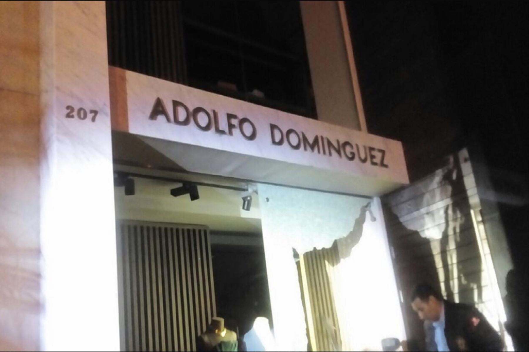 A combazos delincuentes asaltaron tienda de ropa exclusiva, en la avenida Javier Prado.Foto: Andina/Difusión