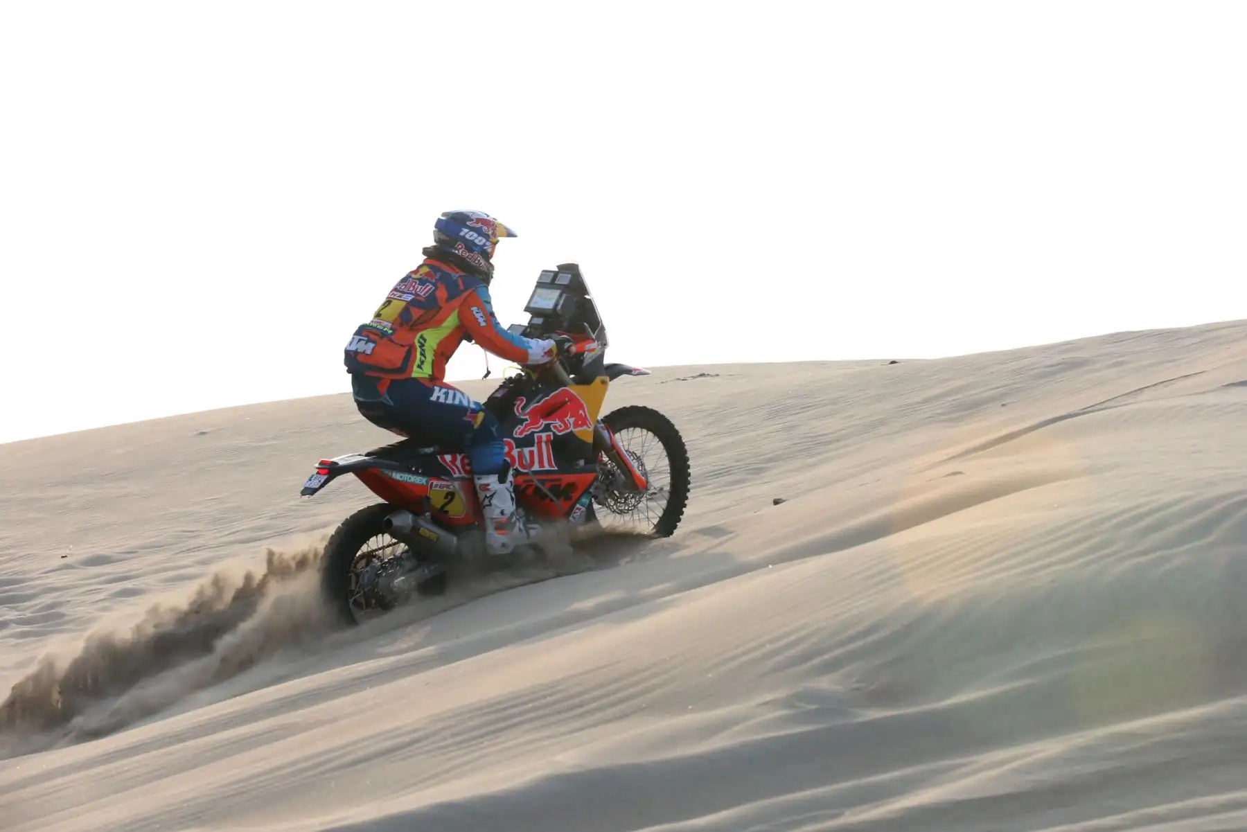 PISCO-PERÚ-08-ENERO. Corredores dan inicio a la tercera etapa  Pisco-Marcona del Dakar 2018, en Pozo Santo. Foto: ANDINA/ Jhony Laurente