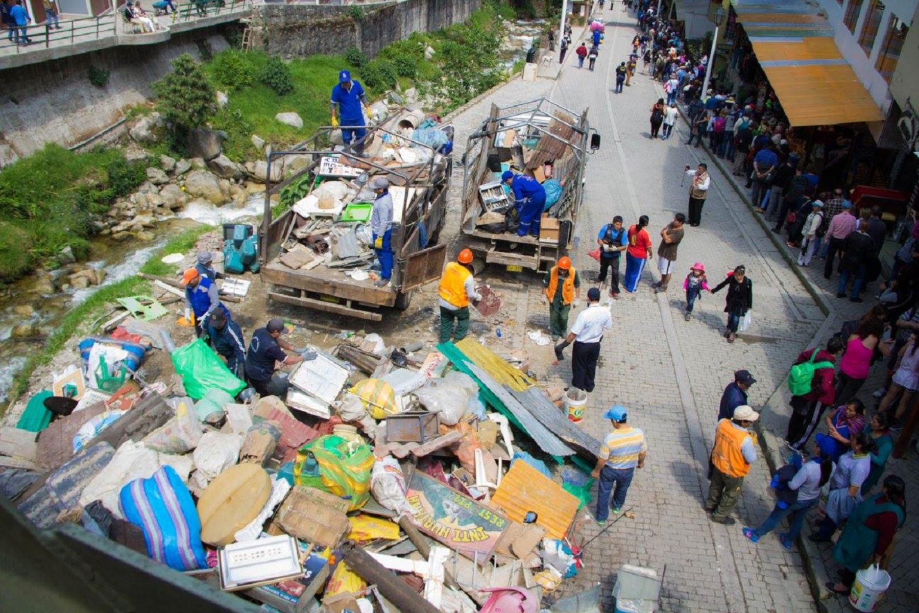 Cerca de 5,000 toneladas de basura se retiró de Machu Picchu en 2017. ANDINA
