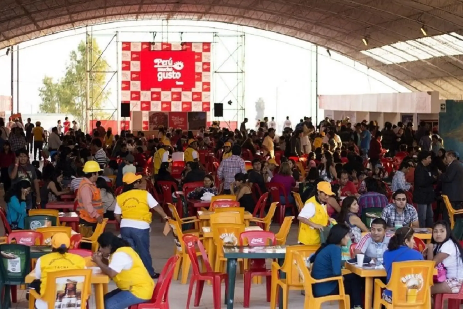 Puno da la bienvenida al "rally" Dakar 2018 con feria gastronómica Perú, Mucho Gusto.