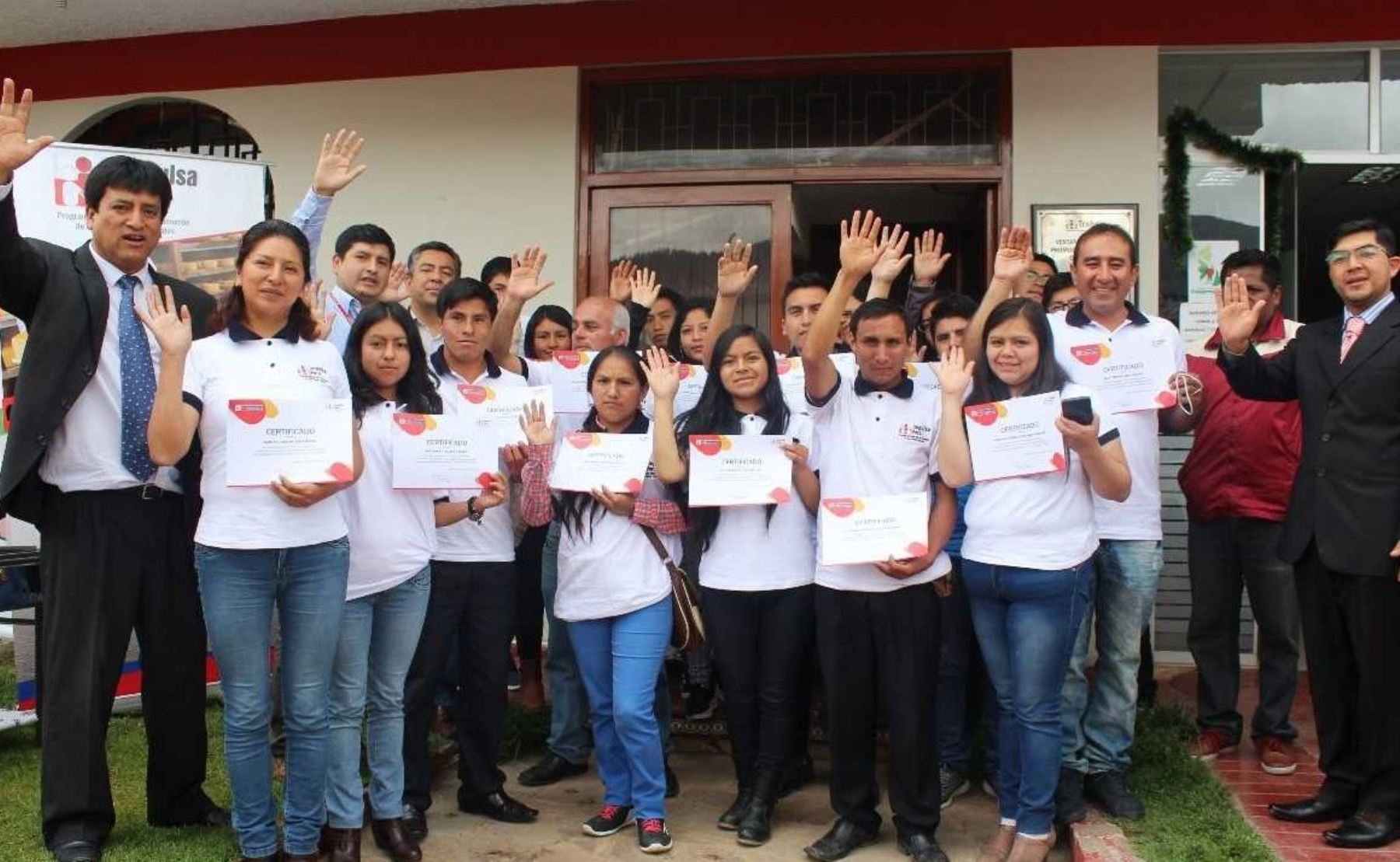 El Ministerio de Trabajo y Promoción del Empleo (MTPE), a través del programa Impulsa Perú, brindó capacitación y asistencia técnica para el autoempleo a 160 emprendedores de Ayacucho, Cajamarca, Huánuco, Junín, La Libertad, Lambayeque, Tumbes y Ucayali.