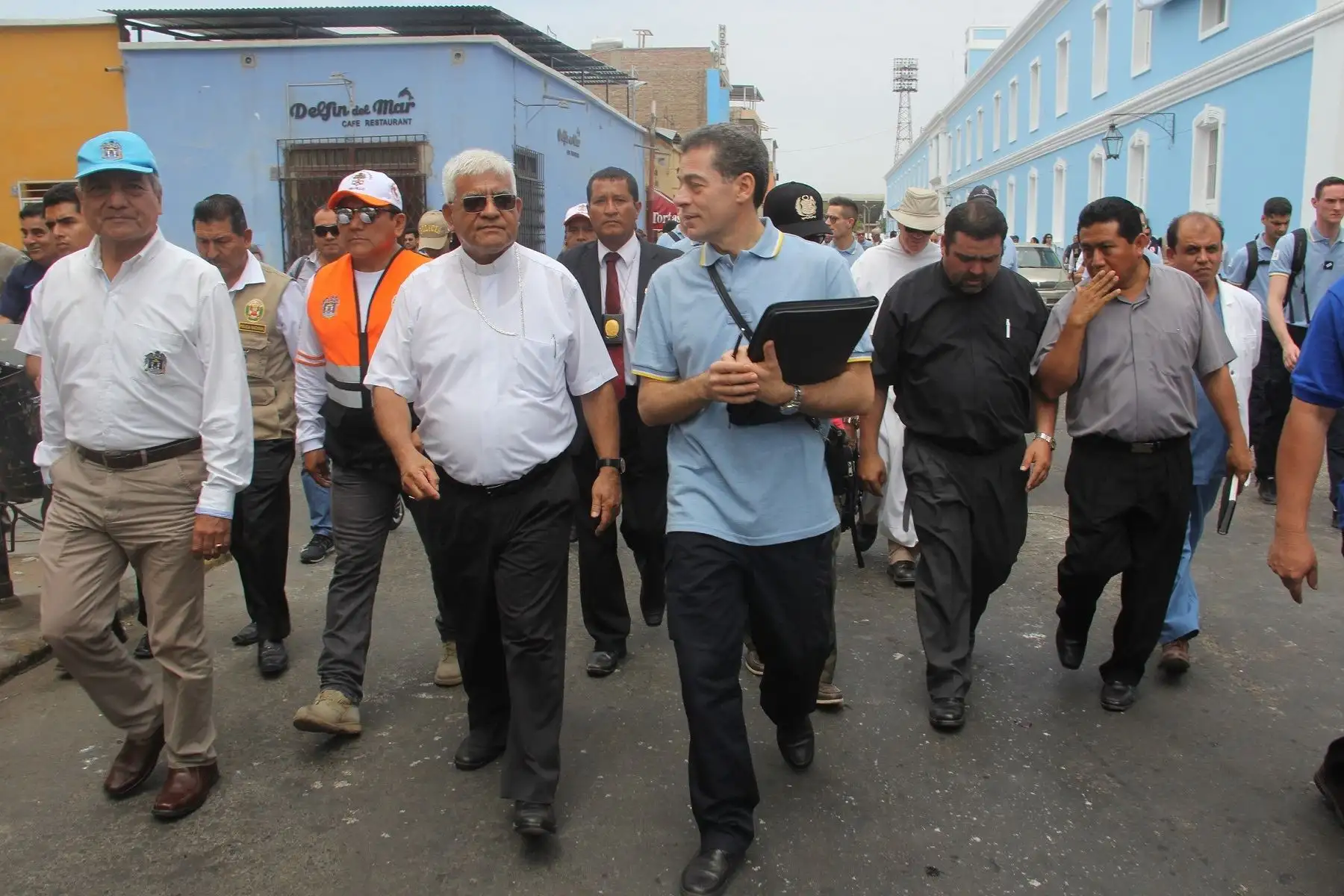 Guardias suizos recorren zonas que visitará el Papa Francisco en Trujillo. ANDINA/Luis Puell