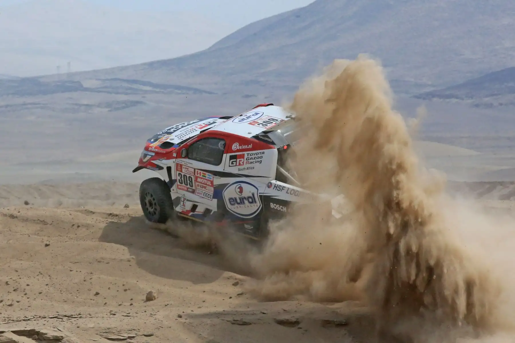 MARCONA-PERÚ-09-ENERO. Corredores compiten en  la cuarta etapa San Juan  de  Marcona del Dakar 2018, Foto: ANDINA/ Jhony Laurente