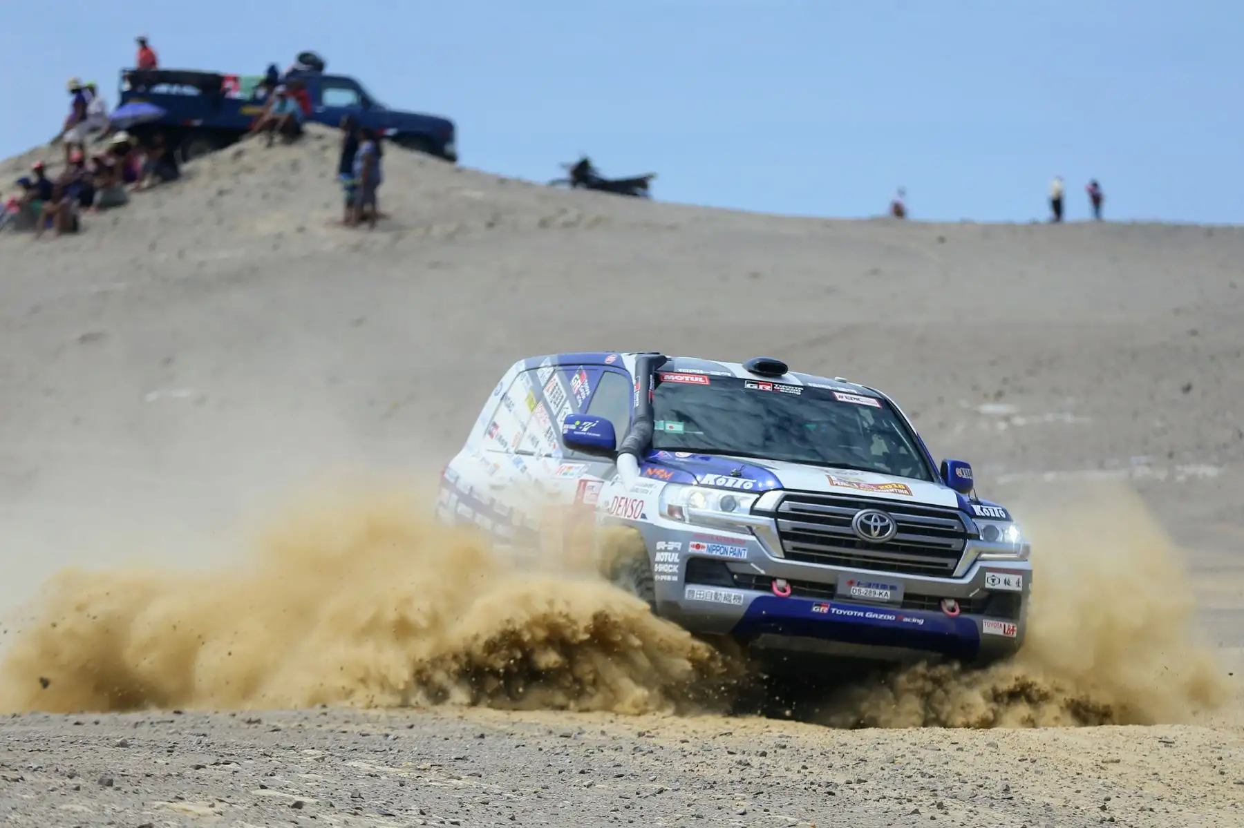 ICA-PERÚ-09-ENERO. Corredores del Dakar 2018 recorren la ruta de la cuarta etapa del rally en el distrito de Marcona . Foto: ANDINA/Luis Iparraguirre