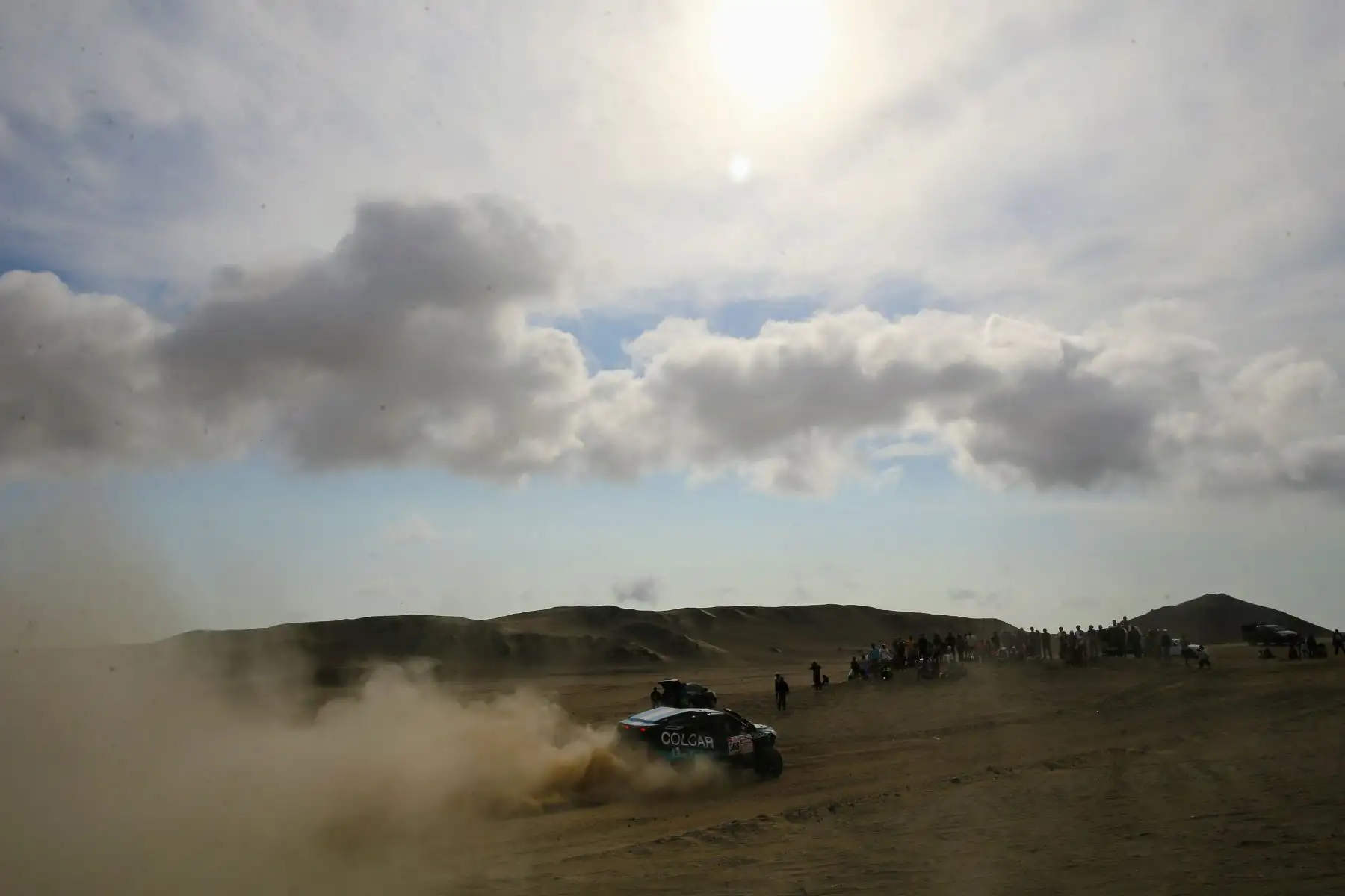 ICA-PERÚ-09-ENERO. Corredores del Dakar 2018 recorren la ruta de la cuarta etapa del rally en el distrito de Marcona . Foto: ANDINA/Luis Iparraguirre