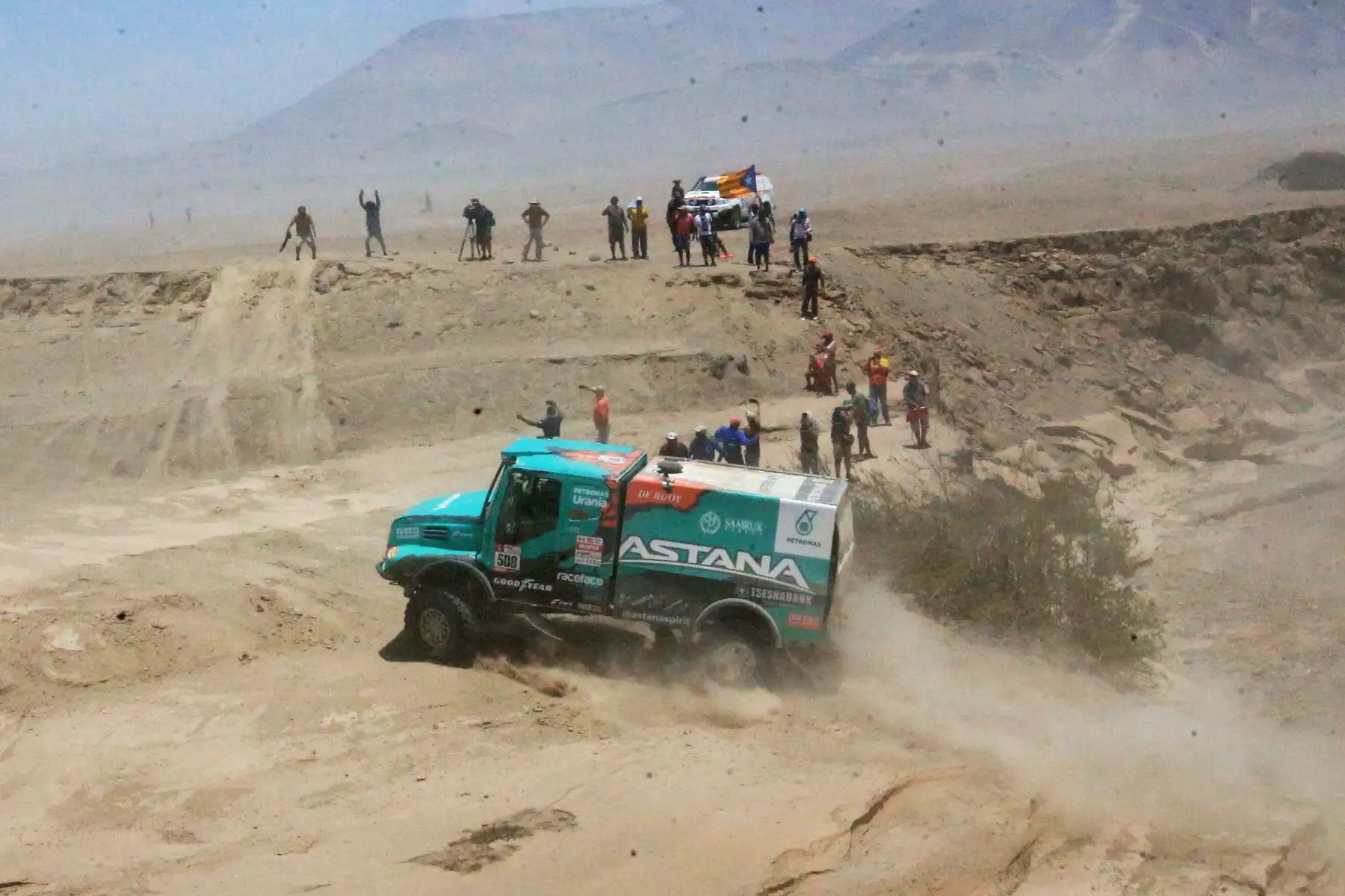 MARCONA-PERÚ-09-ENERO. Corredores compiten en  la cuarta etapa San Juan  de  Marcona del Dakar 2018, Foto: ANDINA/ Jhony Laurente