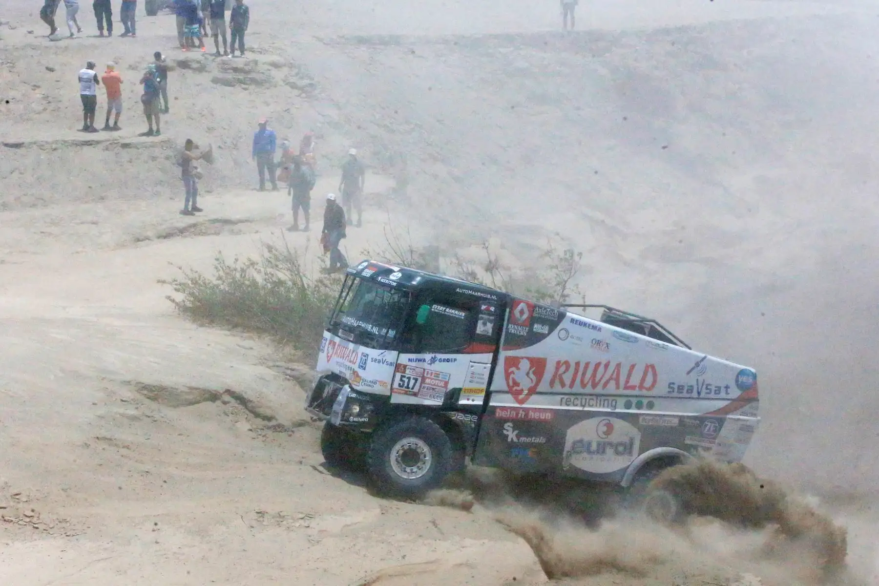 MARCONA-PERÚ-09-ENERO. Corredores compiten en  la cuarta etapa San Juan  de  Marcona del Dakar 2018, Foto: ANDINA/ Jhony Laurente